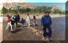 Maroc - Avril 2000 - Merci de cliquer sur l'image pour avoir une vision plein �cran. Pour revenir, utilisez la fl�che PRECEDENTE de votre navigateur.